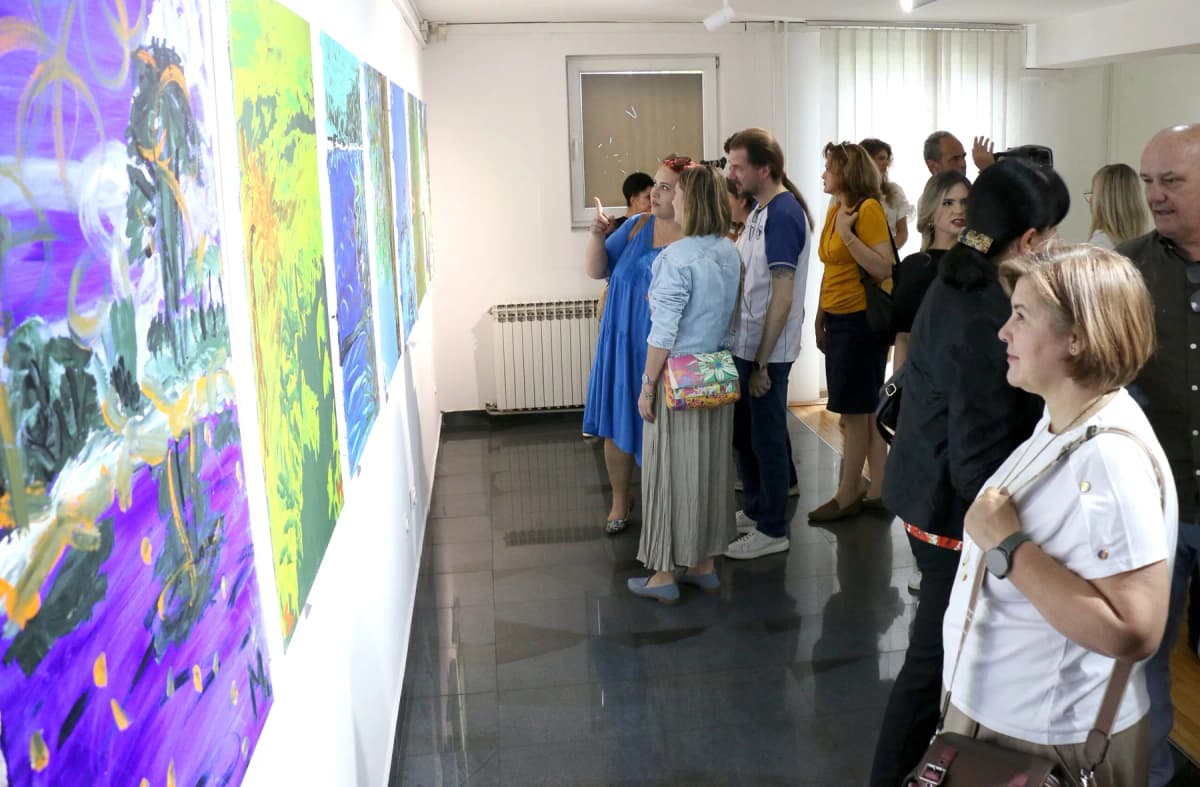 Most bratstva i jedinstva oko HNK-a / Bridge of Brotherhood and Unity around the Croatian National Theatre — exhibition photo 6
