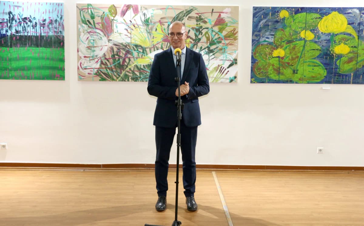 Most bratstva i jedinstva oko HNK-a / Bridge of Brotherhood and Unity around the Croatian National Theatre — exhibition photo 9