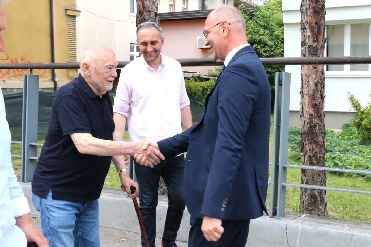 Most bratstva i jedinstva oko HNK-a / Bridge of Brotherhood and Unity around the Croatian National Theatre — exhibition photo 15